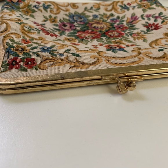 Vintage Clutch - Picture 9 of 11